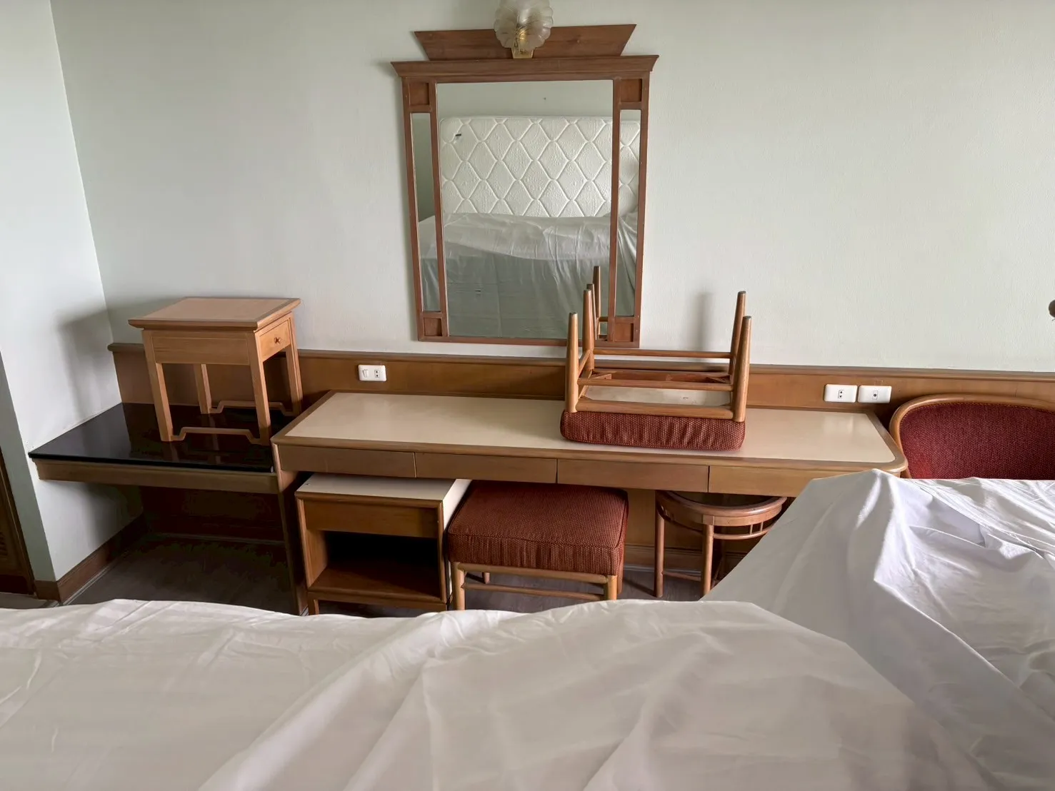 RENOVATE ROOM @COSY PATTAYA - before