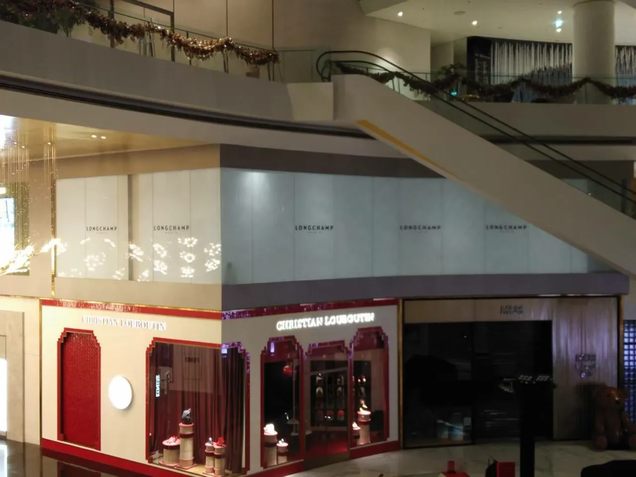 LONGCHAMP WINDOW DISPLAY - project