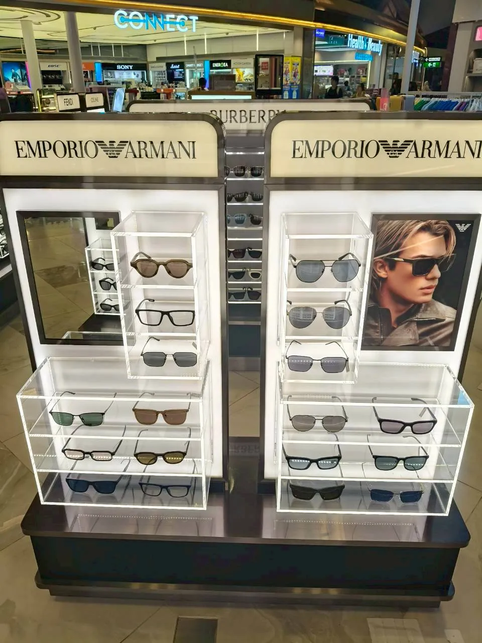 LUXOTTICA @KPDF SUV HOMEWARE EAST - before